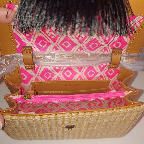 Stella & Dot Sidekick Crossbody - Picture 3 of 3